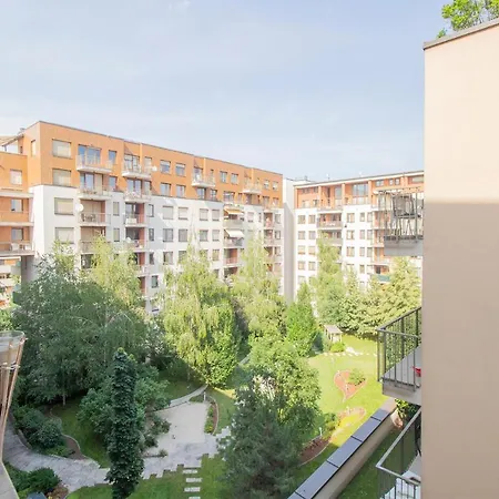 Corvin Modern With Ac, Parking Apartment Budapest