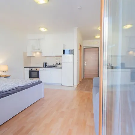 Διαμέρισμα Corvin Modern With Ac, Parking Βουδαπέστη
